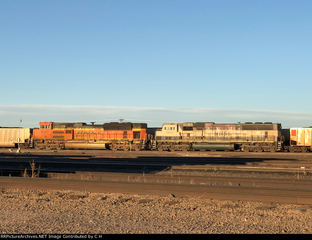 BNSF 9327/9803